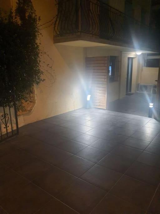 Superbe Appartement Avec Jacuzzi Et Exterieur แปร์ปินญอง ภายนอก รูปภาพ
