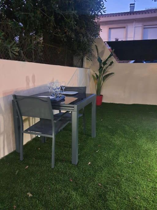 Superbe Appartement Avec Jacuzzi Et Exterieur แปร์ปินญอง ภายนอก รูปภาพ