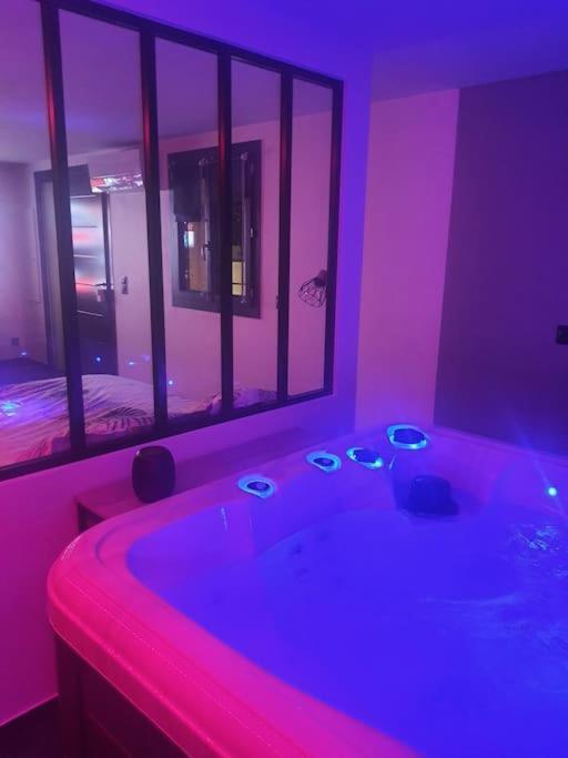 Superbe Appartement Avec Jacuzzi Et Exterieur แปร์ปินญอง ภายนอก รูปภาพ