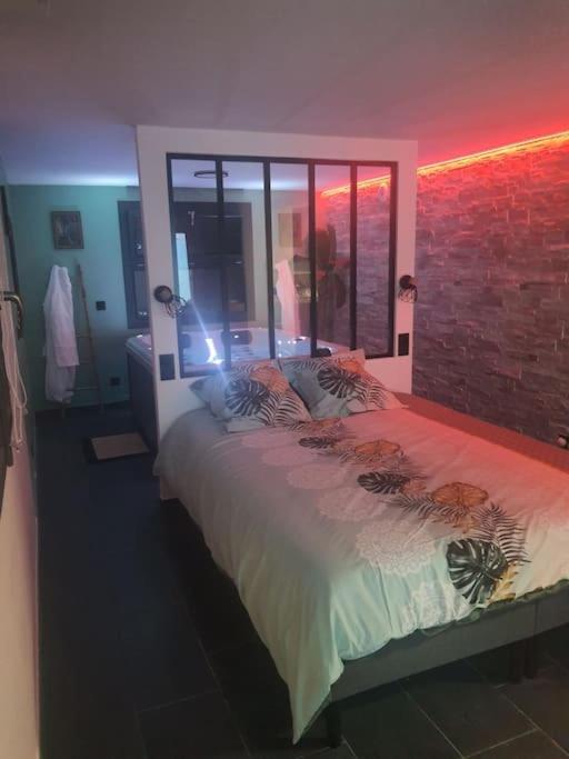 Superbe Appartement Avec Jacuzzi Et Exterieur แปร์ปินญอง ภายนอก รูปภาพ
