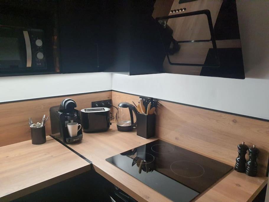 Superbe Appartement Avec Jacuzzi Et Exterieur แปร์ปินญอง ภายนอก รูปภาพ