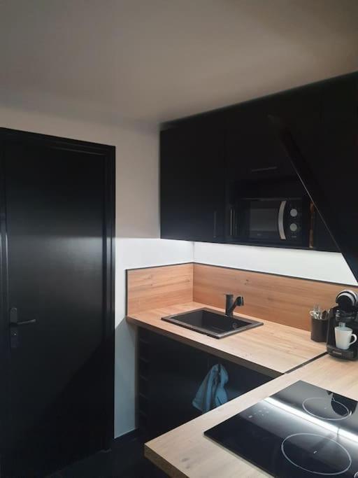 Superbe Appartement Avec Jacuzzi Et Exterieur แปร์ปินญอง ภายนอก รูปภาพ